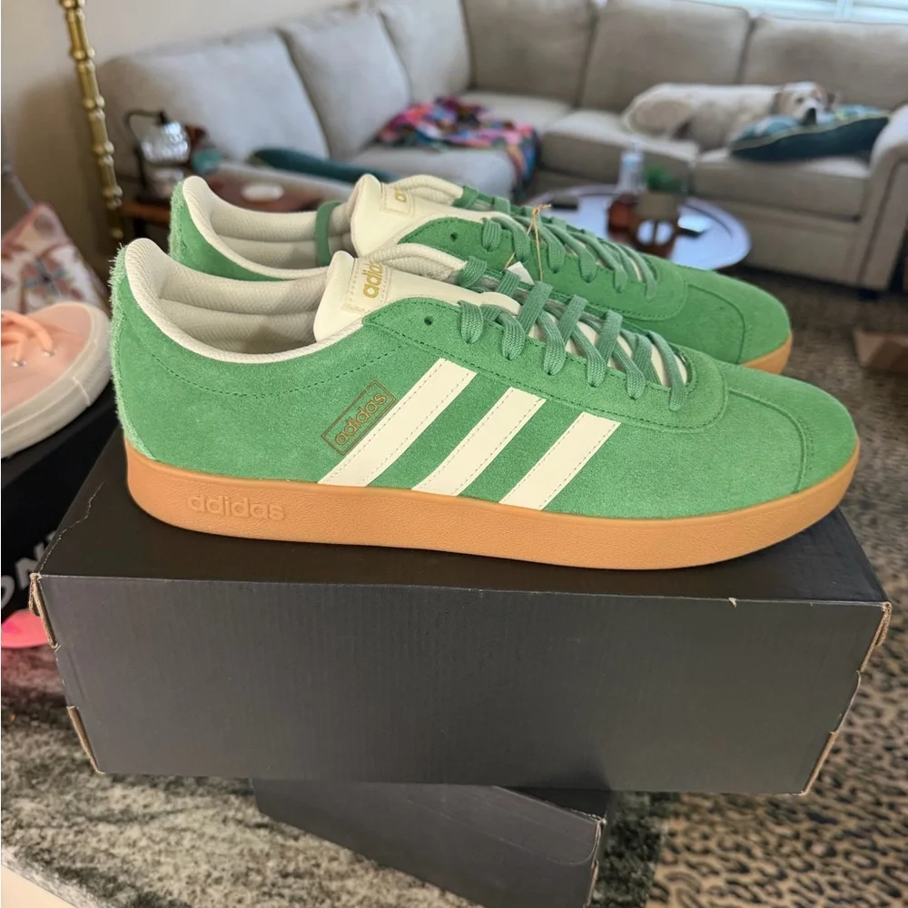 Adidas Green VL Court 2.0 size 10.5 new - Picture 3 of 4